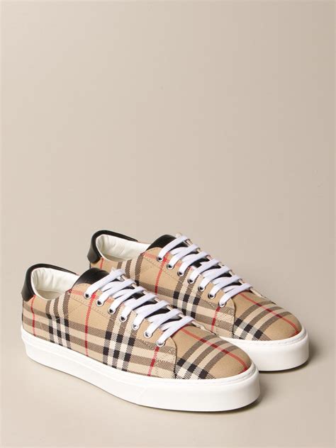 burberry men canvas shoes|burberry shoes for men price.